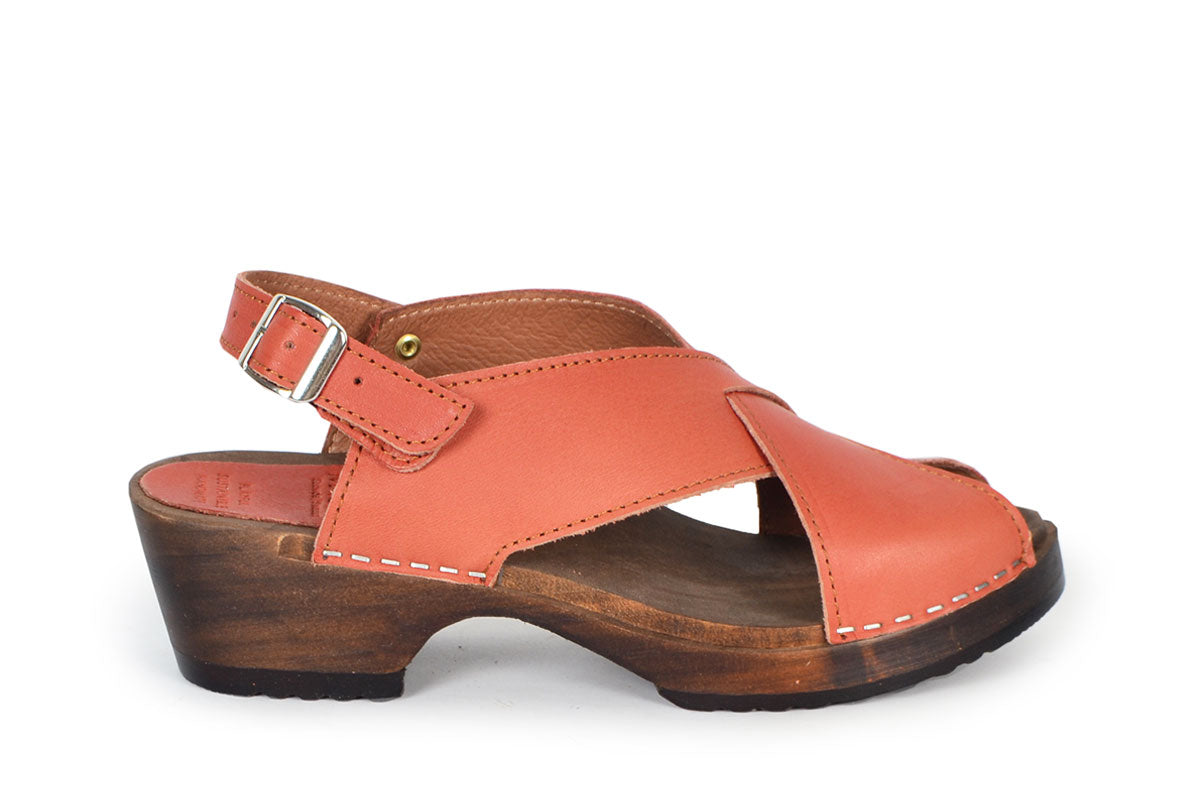 Clog Sandal in Dark Brown Vegetable Tanned Leather | Comfy Heel Clogs ...