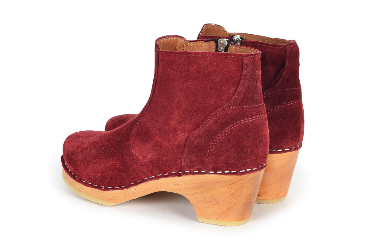 Red store clog boots