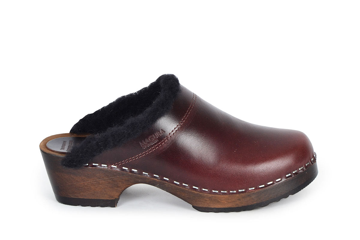 Leather store clogs sale